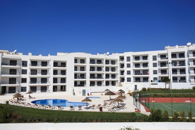 Lucia Albufeira Apartment *